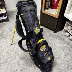 Titleist Camouflage and Yellow Golf Bag